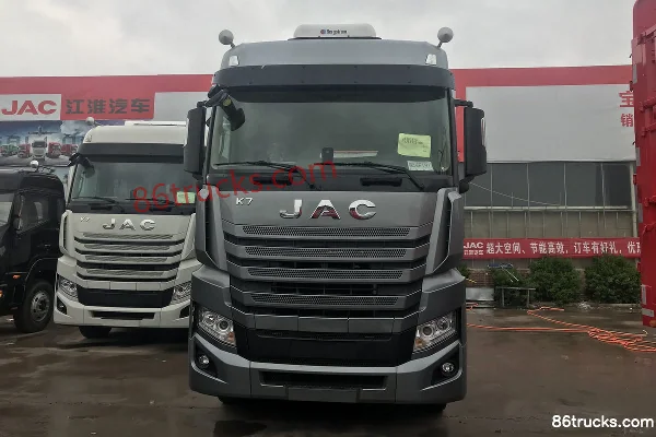 JAC Gallop K7W Heavy Truck Luxury Edition 540hp 6X4(10 wheels) Automatic Tractor Truck (Air Suspension)(ZF AMT) Exterior (3) | 86Trucks