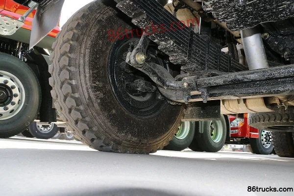 Dongfeng Commercial Vehicle Tianlong KC Heavy Truck 340 hp 6X4(10 wheels) 5.4m Dump Truck Chassis (2) | 86Trucks
