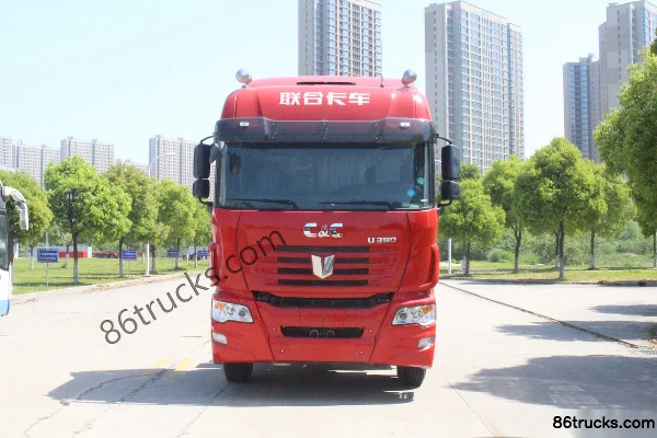 Union Truck U380 Heavy Truck 380 hp 6X4(10 wheels) Tractor Truck Exterior (2) | 86Trucks