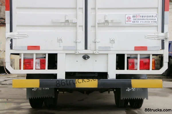Feidi A1 série 102 ch 4X2(6 roues) camion léger fourgon cabine simple 4,15 m Carrosserie (3) | 86Trucks