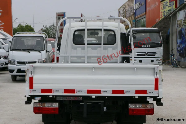 Dongfeng T5 1,5L 110 ch 4X2(6 roues) petit camion plateau 3,7 m cabine simple (voie large) Carrosserie (1) | 86Trucks