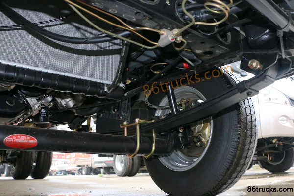 Beiqi Heibao Q5 1.2L 85hp 4X2(6 wheels) gasoline 2.88m semi-crew cab flatbed mini truck Chassis (3) | 86Trucks
