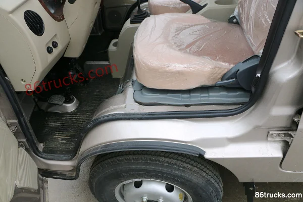 BAIC Heibao Q7 1.2L 85hp 4X2(6 wheels) Gasoline 2.595m Double Cab Flatbed Micro Truck (3) | 86Trucks