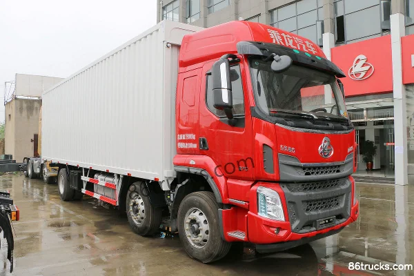 Dongfeng H5 Chuangfu Edition 6.7L Diesel 290hp 6X2(8 wheels) Fast Gear 8-Speed 9.5m Wing Van Truck Exterior