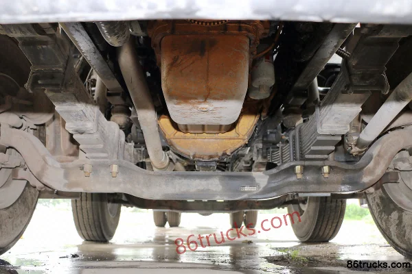 Dongfeng H5 Chuangfu Edition 6.7L Diesel 290hp 6X2(8 wheels) Fast Gear 8-Speed 9.5m Wing Van Truck Chassis (1) | 86Trucks