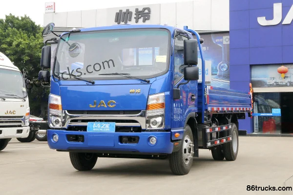 JAC Shuailing Q6 130 ch 4X2(6 roues) camion léger plateau à ridelles à cabine simple 4,18 m Extérieur (3) | 86Trucks