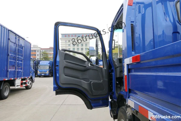 JAC Shuailing Q6 130 ch 4X2(6 roues) camion léger plateau à ridelles à cabine simple 4,18 m (1) | 86Trucks