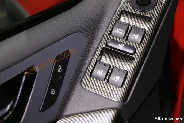 Huanghai N3 2019 Sport Edition 2.5T Diesel 140hp 2WD Double Row Pickup Chassis (2) | 86Trucks