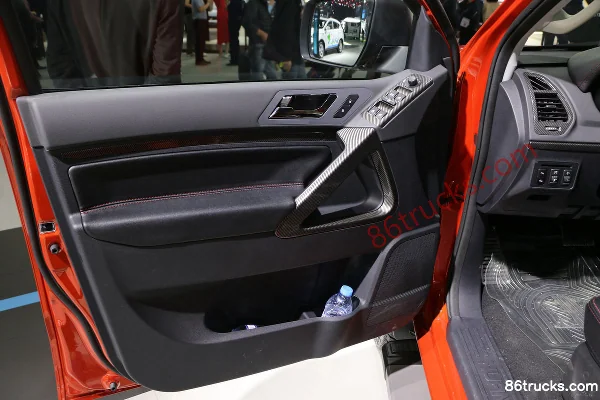 Huanghai N3 2019 Sport Edition 2.5T Diesel 140hp 2WD Double Row Pickup Chassis (1) | 86Trucks