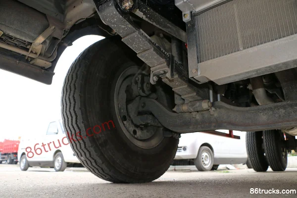 Sinotruk HOWO MANH3 154 ch 4X2(6 roues) 4,2 m fourgon à ridelles cabine simple (boîte Sinotruk 10 vitesses) Châssis (2) | 86Trucks