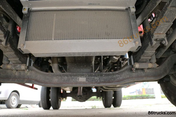Sinotruk HOWO MANH3 154 ch 4X2(6 roues) 4,2 m fourgon à ridelles cabine simple (boîte Sinotruk 10 vitesses) Châssis (1) | 86Trucks