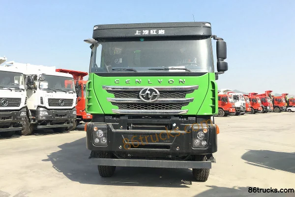 SAIC Hongyan Genlyon C500 Heavy Truck Heavy-Duty Version 380 hp 8X4(12 wheels) 7.2m Dump Truck Exterior (2) | 86Trucks