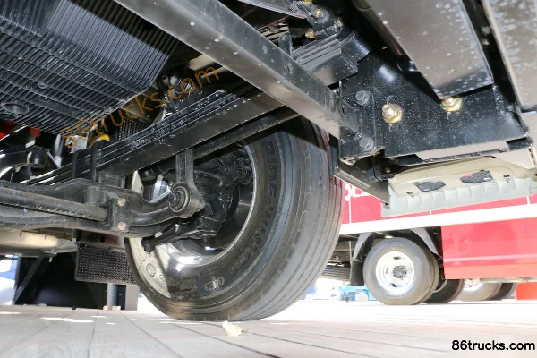 Foton AumanEST-A Série 6 Poids lourd 430 ch 6X2(8 roues) Tracteur routier (Fast Gear) Châssis (3) | 86Trucks