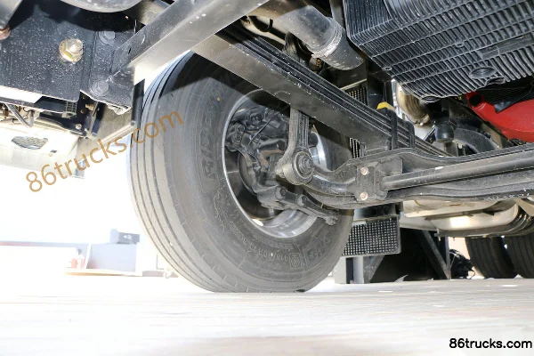 Foton AumanEST-A Série 6 Poids lourd 430 ch 6X2(8 roues) Tracteur routier (Fast Gear) Châssis (2) | 86Trucks