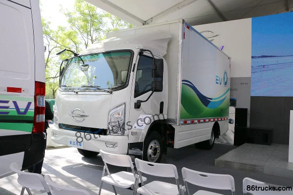 Changjiang SM07 7.37T 4.15m Cargo Box Electric Van 78.96kWh 4X2(6 wheels) Exterior (2) | 86Trucks