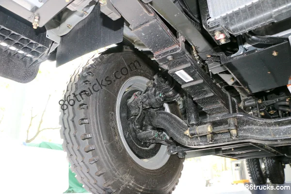 Changjiang SM07 7.37T 4.15m Cargo Box Electric Van 78.96kWh 4X2(6 wheels) Chassis (2) | 86Trucks