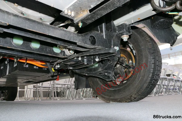 Changjiang SP06 4.5T 5.96m Van Electric Van 76.5kWh Chassis (3) | 86Trucks