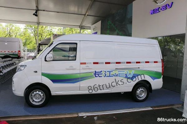 Changjiang SP04 2.5T 4.5m Van Electric Van 49kWh Exterior (3) | 86Trucks