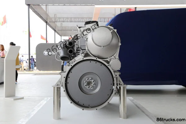 SAIC Fiat Powertrain Hongyan Cursor9 C9 NG.340 340hp 9L China V Natural Gas Engine Exterior (2) | 86Trucks