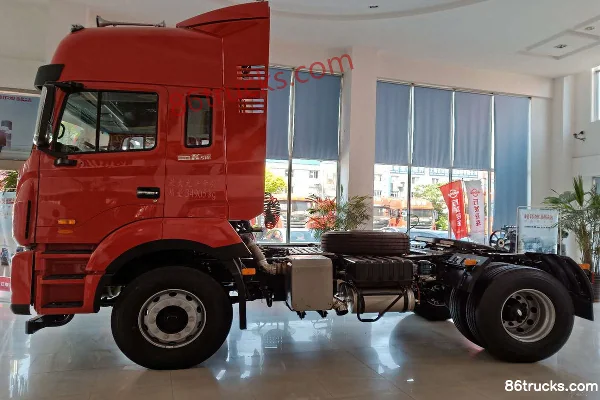 JAC Gallop K5L Heavy Truck Standard Container Edition 290 hp 4X2(6 wheels) Tractor Truck Exterior (3) | 86Trucks