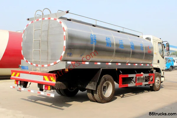 Dongfeng Liuqi New Chenglong M3 180hp 4X2(6 wheels) 6m Tank Fresh Milk Transport Truck Exterior (2) | 86Trucks