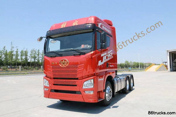 FAW Jiefang Qingdao JH6 Camion lourd Zhizun 550 550 ch 6X4(10 roues) Tracteur routier (version rouge Weichai) Extérieur (3) | 86Trucks