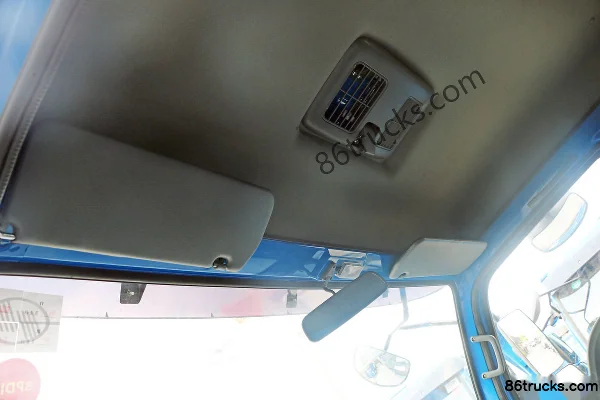 Yuejin Kaituo X500 160 hp 4X2(6 wheels) 3.8m Dump Truck (Direct Gear) Cab (3) | 86Trucks