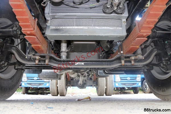 Yuejin Kaituo X500 Transport 116 hp 4X2(6 wheels) 4.6m dump truck Chassis (1) | 86Trucks