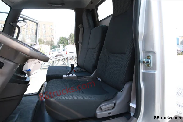 Pulant Dingfeng Luxury Edition 4.5T 4.22m Single Row Pure Electric Van Light Truck 93.3kWh 4X2(6 wheels) Interior (2) | 86Trucks