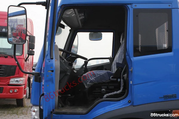 FAW Jiefang Qingdao Saiqilin 160 hp 4X2(6 wheels) 6.2m Stake Cargo Truck Cab (1) | 86Trucks