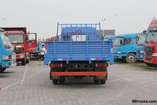 FAW Jiefang Qingdao Saiqilin 160 hp 4X2(6 wheels) 6.2m Stake Cargo Truck Body (2) | 86Trucks