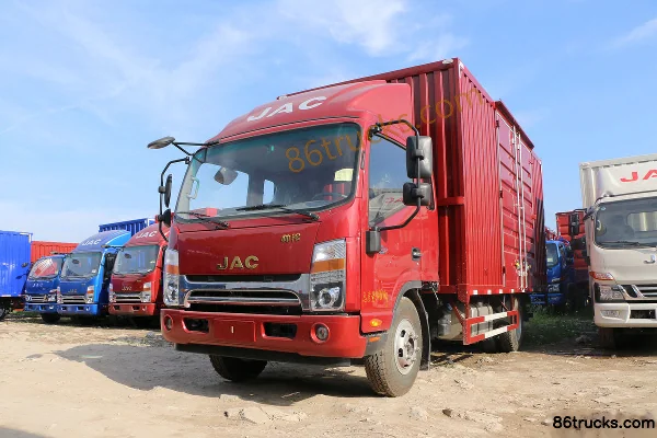 JAC Shuailing Q7 154 hp 4X2(6 wheels) 5.2m semi-sleeper van light truck Exterior (3) | 86Trucks