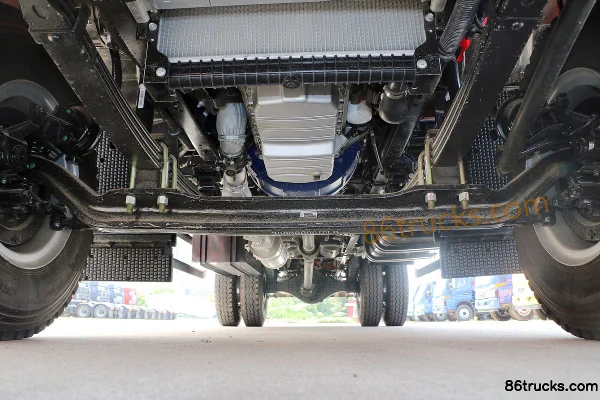 JAC Junling V9L 180hp 4X2(6 wheels) 6.78m cage cargo truck Chassis (1) | 86Trucks