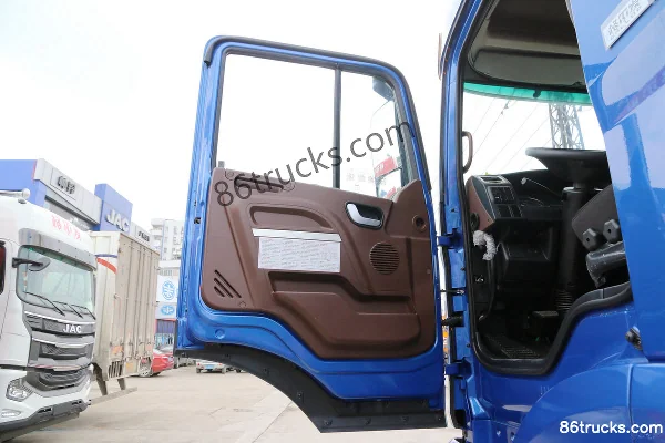 JAC Gallop A5X Heavy Truck 270 hp 6X2(8 wheels) 8.5m Flatbed Cargo Truck Chassis (Ratio 3.727) Cab (2) | 86Trucks