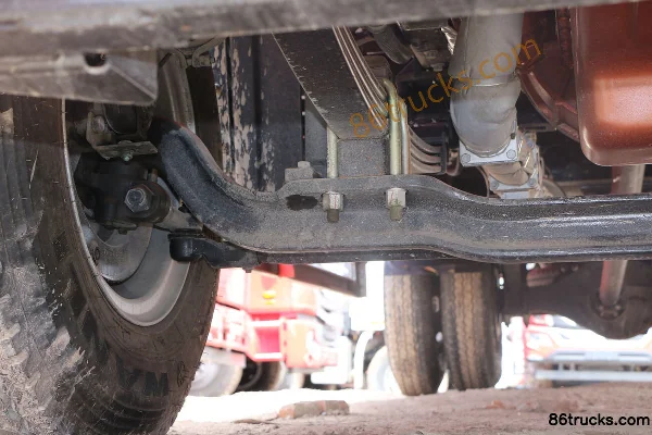 JAC Gallop K3L camion porteur 170 ch 4X2(6 roues) 6,8 m camion plateau à ridelles (rapport de pont: 4,33) Châssis (2) | 86Trucks