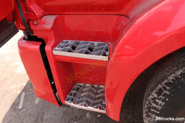 JAC Gallop K5L Medium Truck 240 hp 4X2(6 wheels) 6.8m Flatbed Cargo Truck Cab (3) | 86Trucks