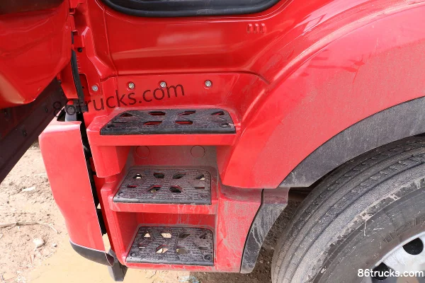 JAC Gallop K5W Heavy Truck Composite Edition 350 hp 8X4(12 wheels) 9.6m Flatbed Cargo Truck Cab (2) | 86Trucks