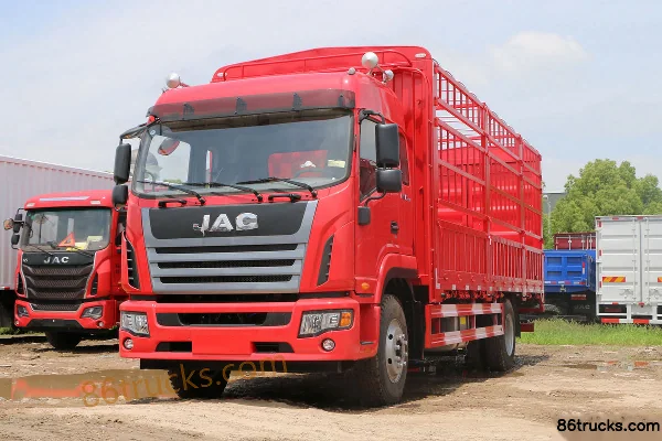 JAC Gallop K6 medium truck 190hp 4X2(6 wheels) 6.77m semi-row stake truck Exterior (3) | 86Trucks