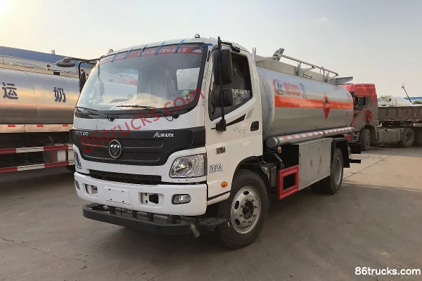 Foton Aumark 3 Series 154 hp 4X2(6 wheels) Fuel Tanker Truck (Chengliwei Brand) Exterior (2) | 86Trucks