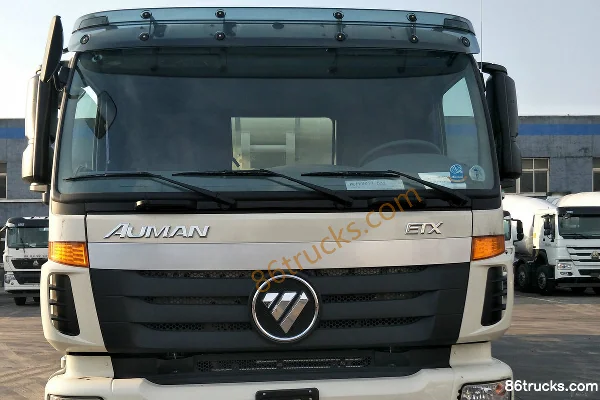 Foton Auman ETX 375 hp 8X4(12 wheels) 5.61 m³ Concrete Mixer Truck (Yate Heavy Industry Brand) Exterior (3) | 86Trucks