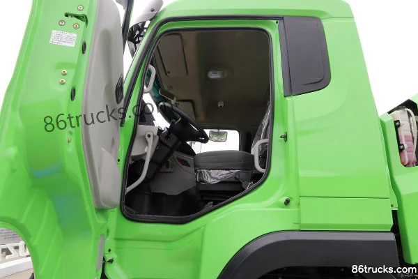 BYD T10ZT 31T 8X4(12 roues) 5,6 m camion benne électrique pur 435 kWh Cabine (1) | 86Trucks