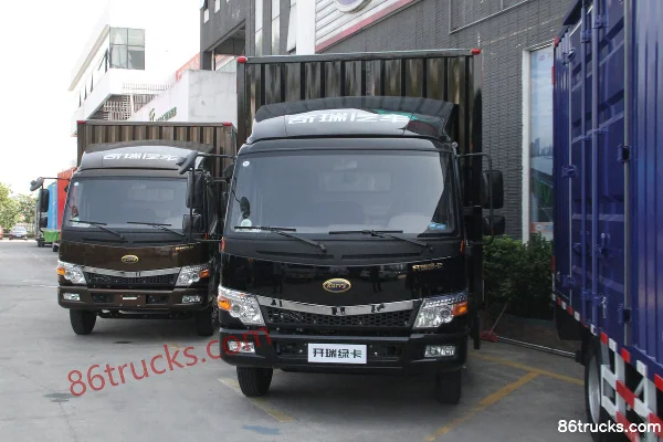 Karry Green Card Intercity Comfort 154hp 4X2(6 wheels) 5.2m Single Row Van Light Truck Exterior (2) | 86Trucks