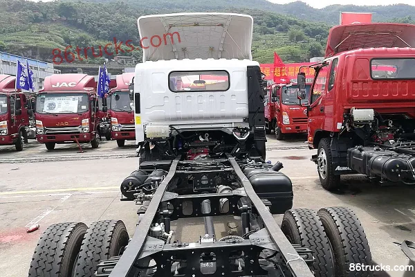 Foton Aumark S3 Series 156hp 4X2(6 wheels) 5.25m Single Row Van Light Truck Exterior (3) | 86Trucks