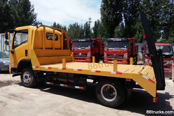 Dayun Yuntu 129hp 4X2(6 wheels) Flatbed Truck Exterior (2) | 86Trucks