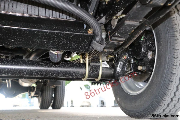 Kama Ruiling 1.3L 87 hp 4X2(6 wheels) Gasoline/CNG 2.7m double-row drop-side micro truck Chassis (3) | 86Trucks