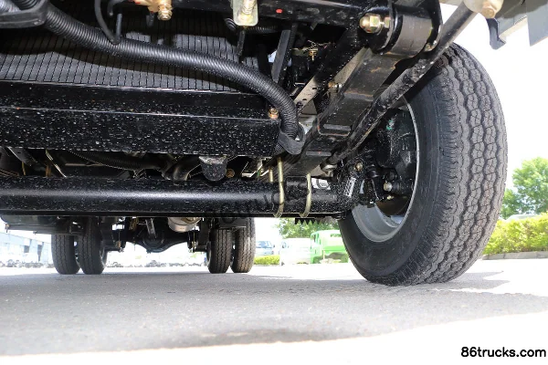 Kama Ruiling 1.3L 87 hp 4X2(6 wheels) Gasoline 3.3m Single Row Flatbed Micro Truck Chassis (3) | 86Trucks