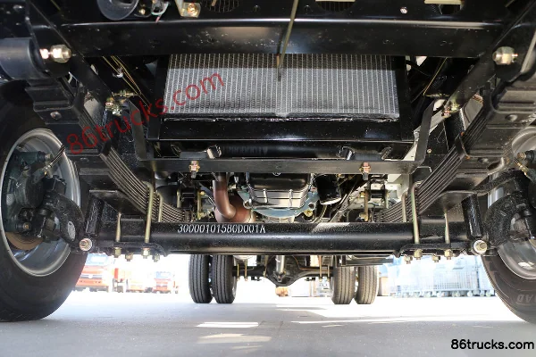 Kama K1 1.6L 122hp 4X2(6 wheels) Gasoline 3.1m Double Row Flatbed Truck (China VI) Chassis (1) | 86Trucks