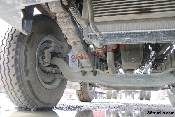 Dayun Fengchi 330 hp 6X2(8 wheels) 9.6m Wing Opening Box Cargo Truck (China VI) Chassis (2) | 86Trucks