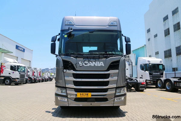 Scania New R-Series Heavy Truck 450 hp 6X2(8 wheels) Tractor Truck (Model R450) Exterior (2) | 86Trucks