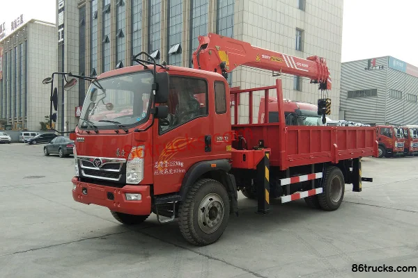 Sinotruk Haoman H3 129 hp 4X2(6 wheels) Truck-Mounted Crane Exterior (3) | 86Trucks